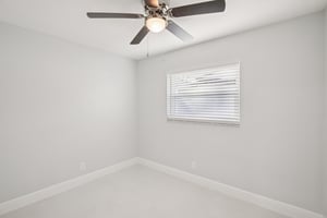 179845 - 10120 Alambra Ave, Tampa-018.jpg