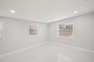 179845 - 10120 Alambra Ave, Tampa-024.jpg