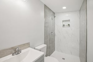 179845 - 10120 Alambra Ave, Tampa-027.jpg