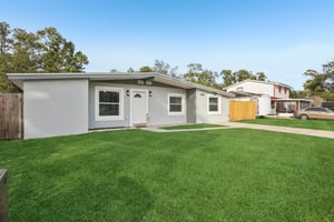 179845 - 10120 Alambra Ave, Tampa-047.jpg