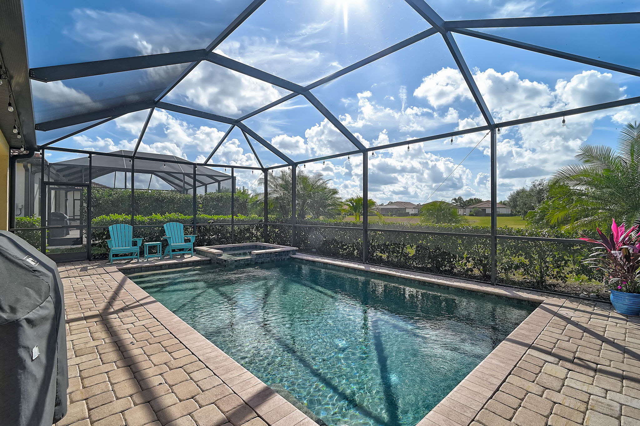 10124 Marbella Dr-29