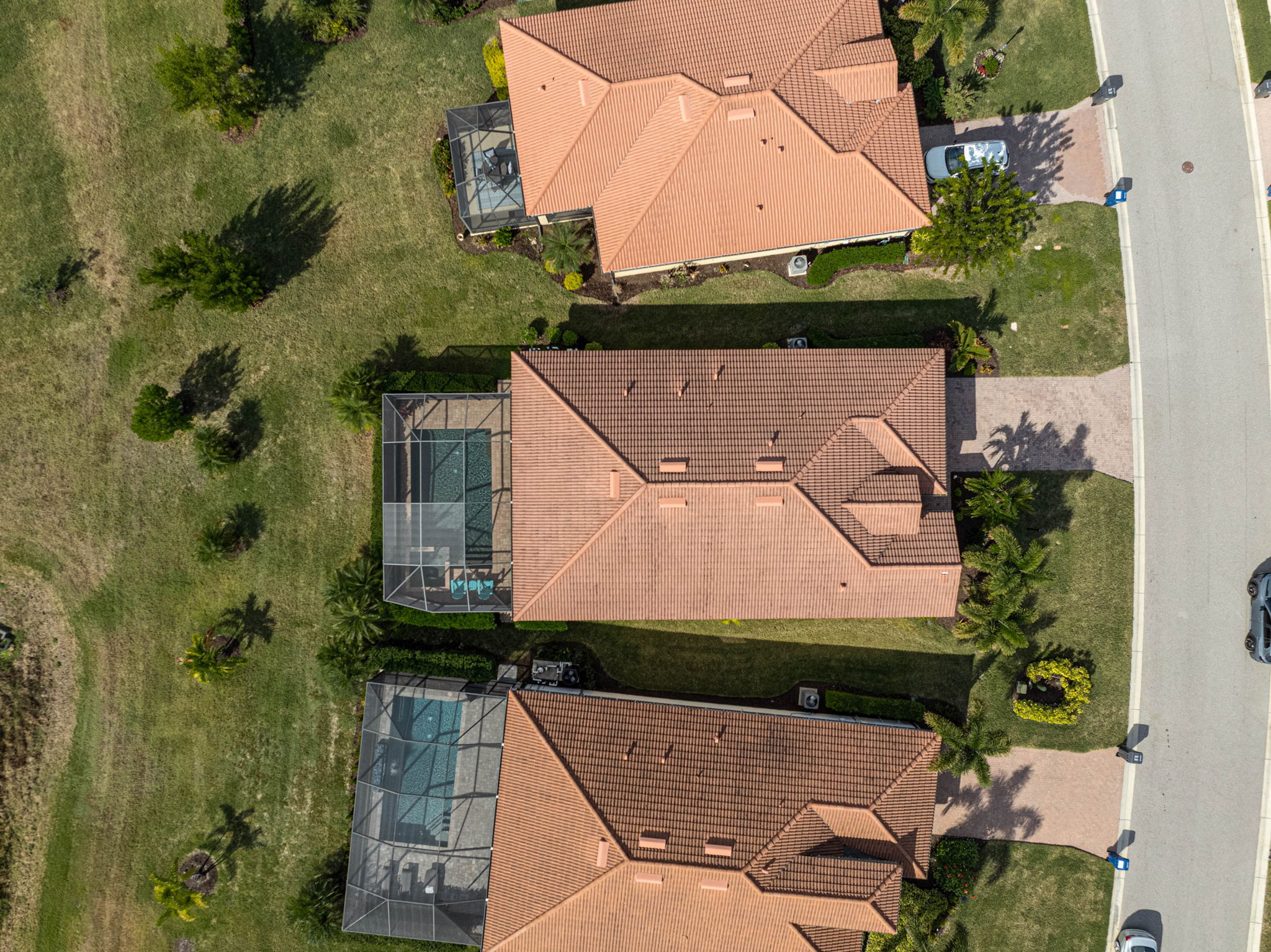 10124 Marbella Dr-41