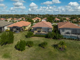 10124 Marbella Dr-40