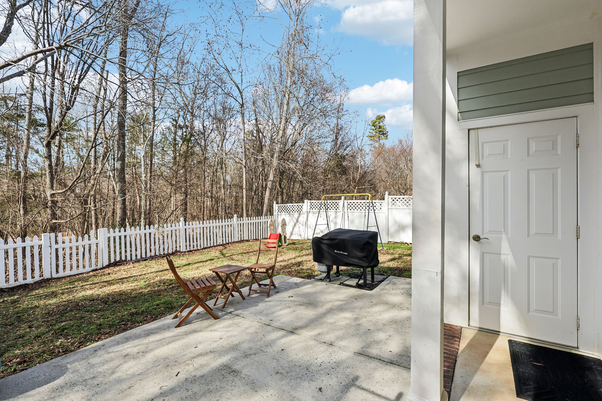 Caldwell Forest Dr-S1202-037.jpg