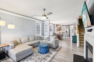 Caldwell Forest Dr-S1202-003.jpg