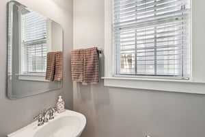 Caldwell Forest Dr-S1202-016.jpg