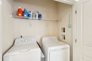 Caldwell Forest Dr-S1202-017.jpg