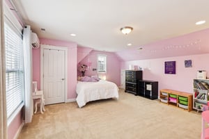 Caldwell Forest Dr-S1202-018.jpg