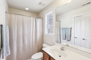 Caldwell Forest Dr-S1202-022.jpg