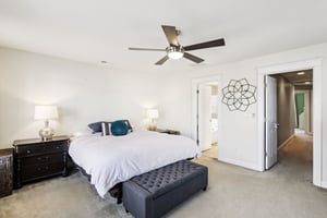 Caldwell Forest Dr-S1202-027.jpg