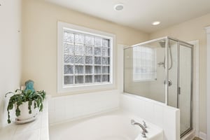 Caldwell Forest Dr-S1202-031.jpg