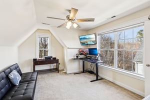 Caldwell Forest Dr-S1202-033.jpg