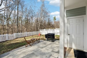 Caldwell Forest Dr-S1202-037.jpg