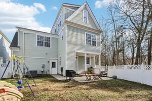 Caldwell Forest Dr-S1202-040.jpg