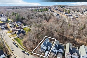 Caldwell Forest Dr-S1202-044.jpg