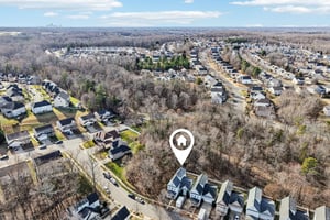 Caldwell Forest Dr-S1202-048.jpg