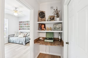 Courtney Palms Blvd-S2503-030.jpg