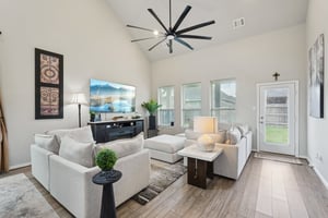 Bayou Oaks Dr-2306-008.jpg