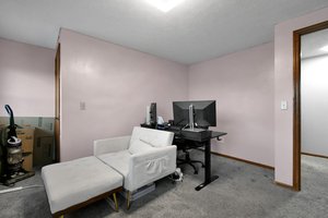  Photo 33