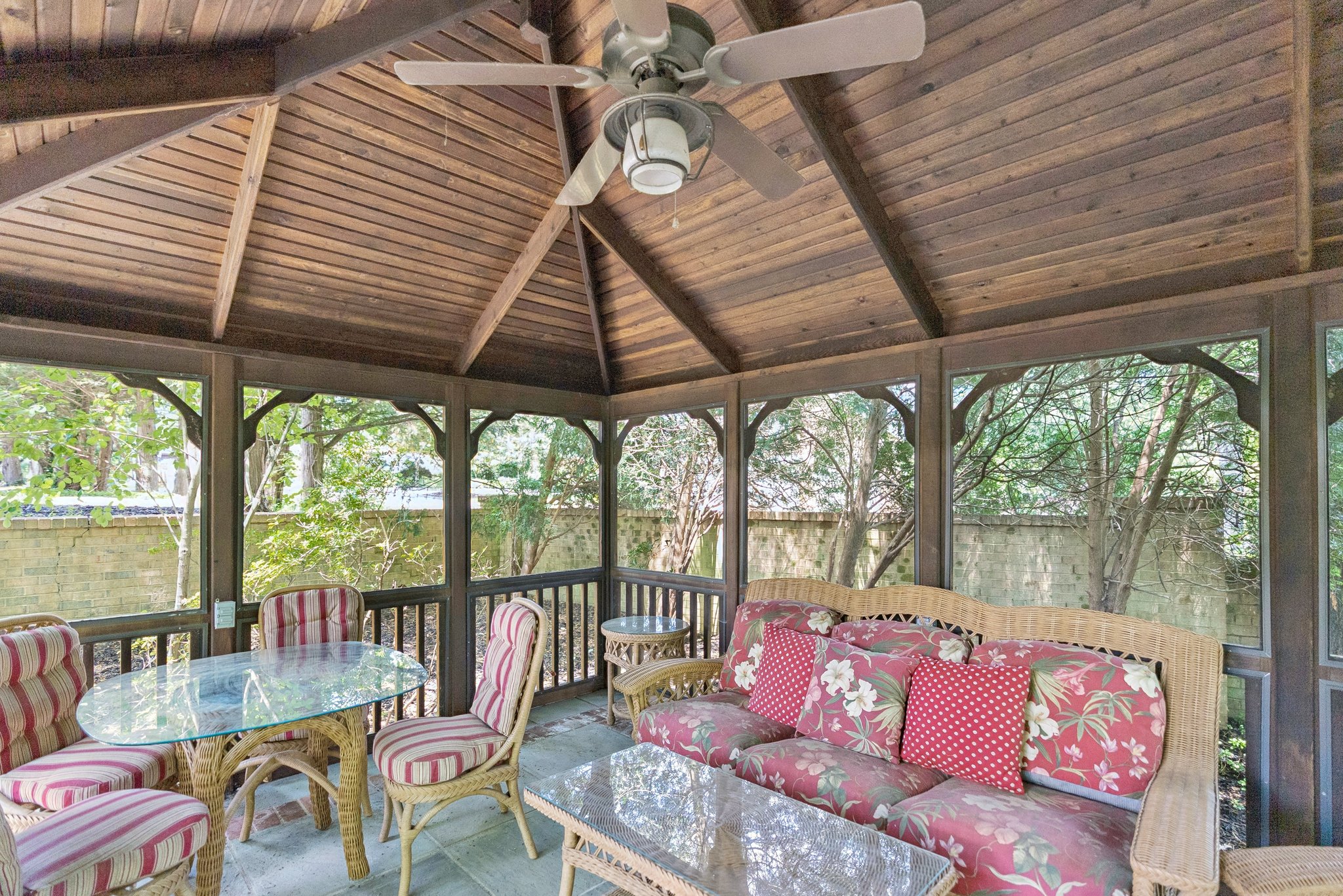 Screened in Patio
