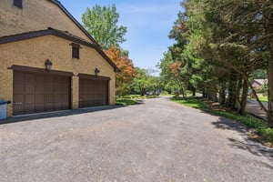 Oversized 2-Car Garage