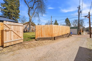 Double Gate allows Alley Access