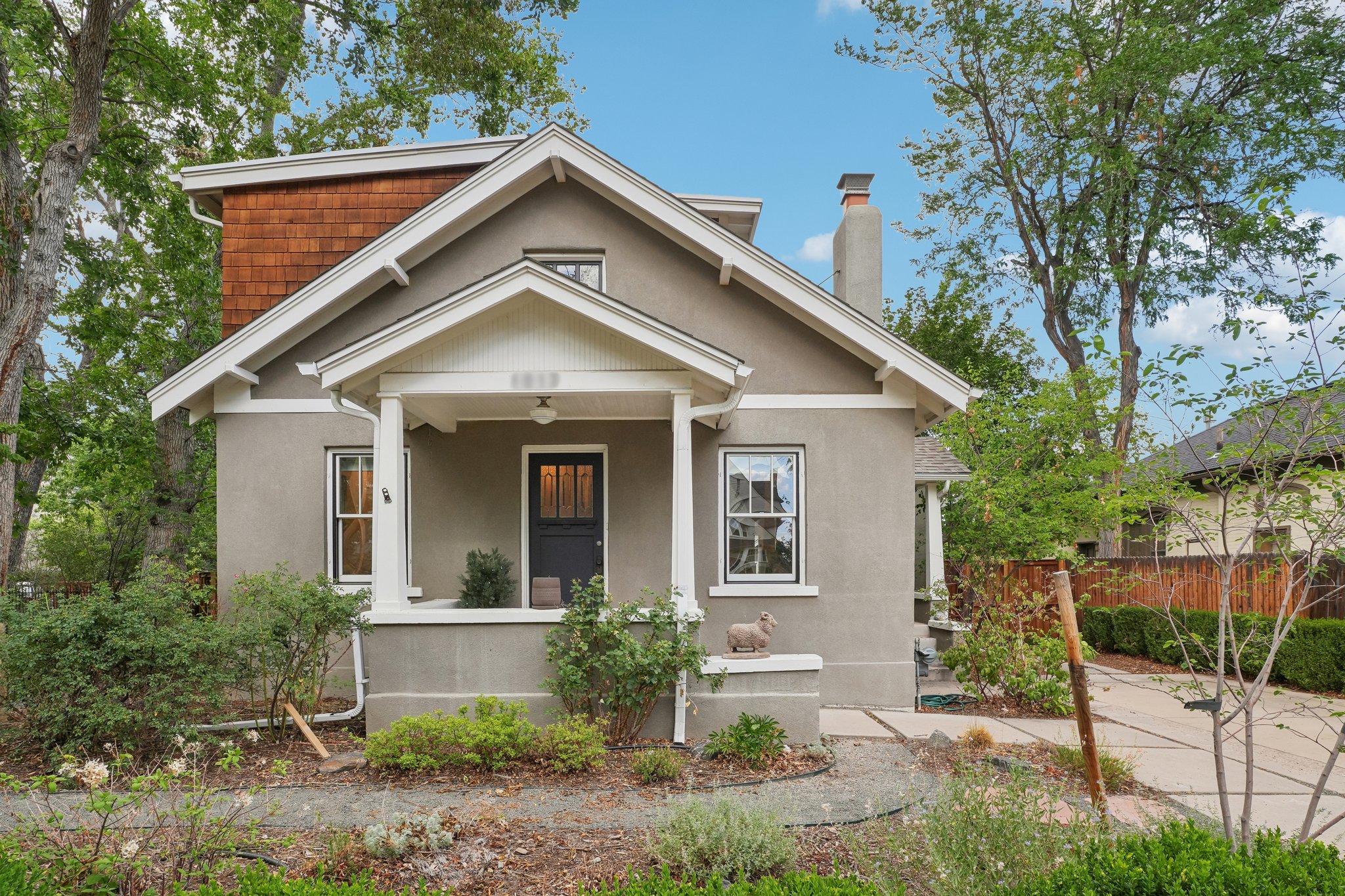 Mapleton Ave-L2207-004.jpg