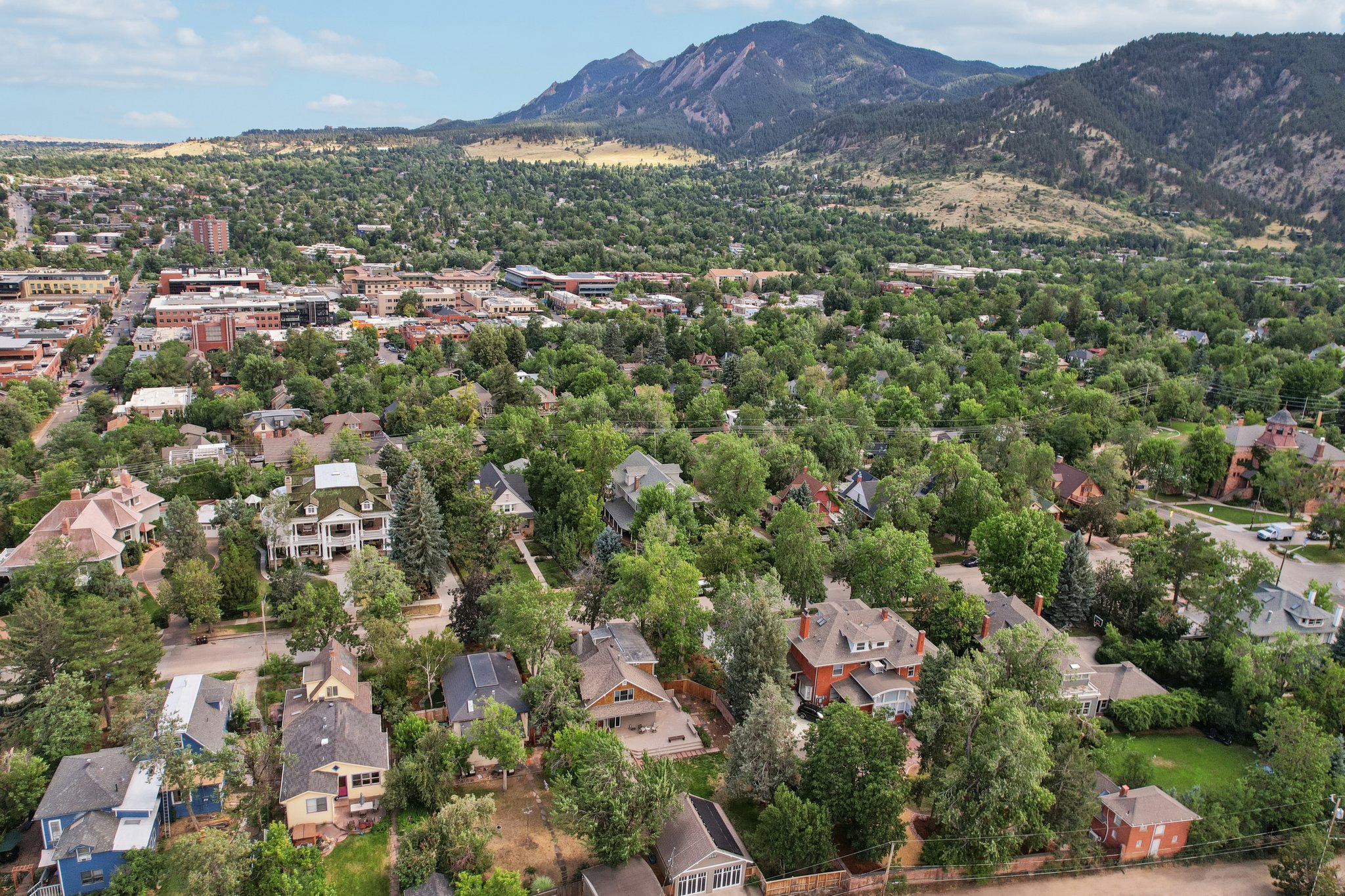 Mapleton Ave-L2207-106.jpg