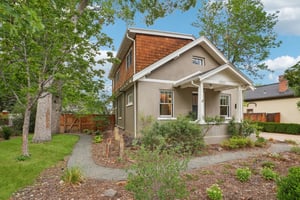 Mapleton Ave-L2207-003.jpg
