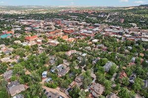 Mapleton Ave-L2207-108.jpg