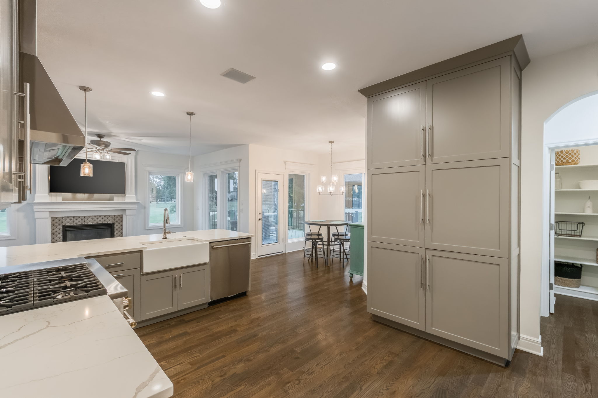 10134 N Montgall Ave-42