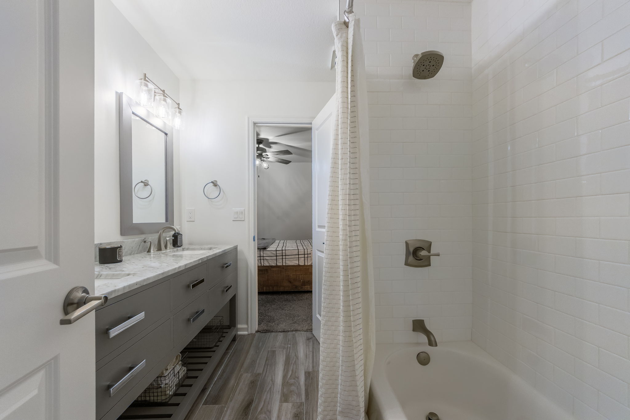 10134 N Montgall Ave-61