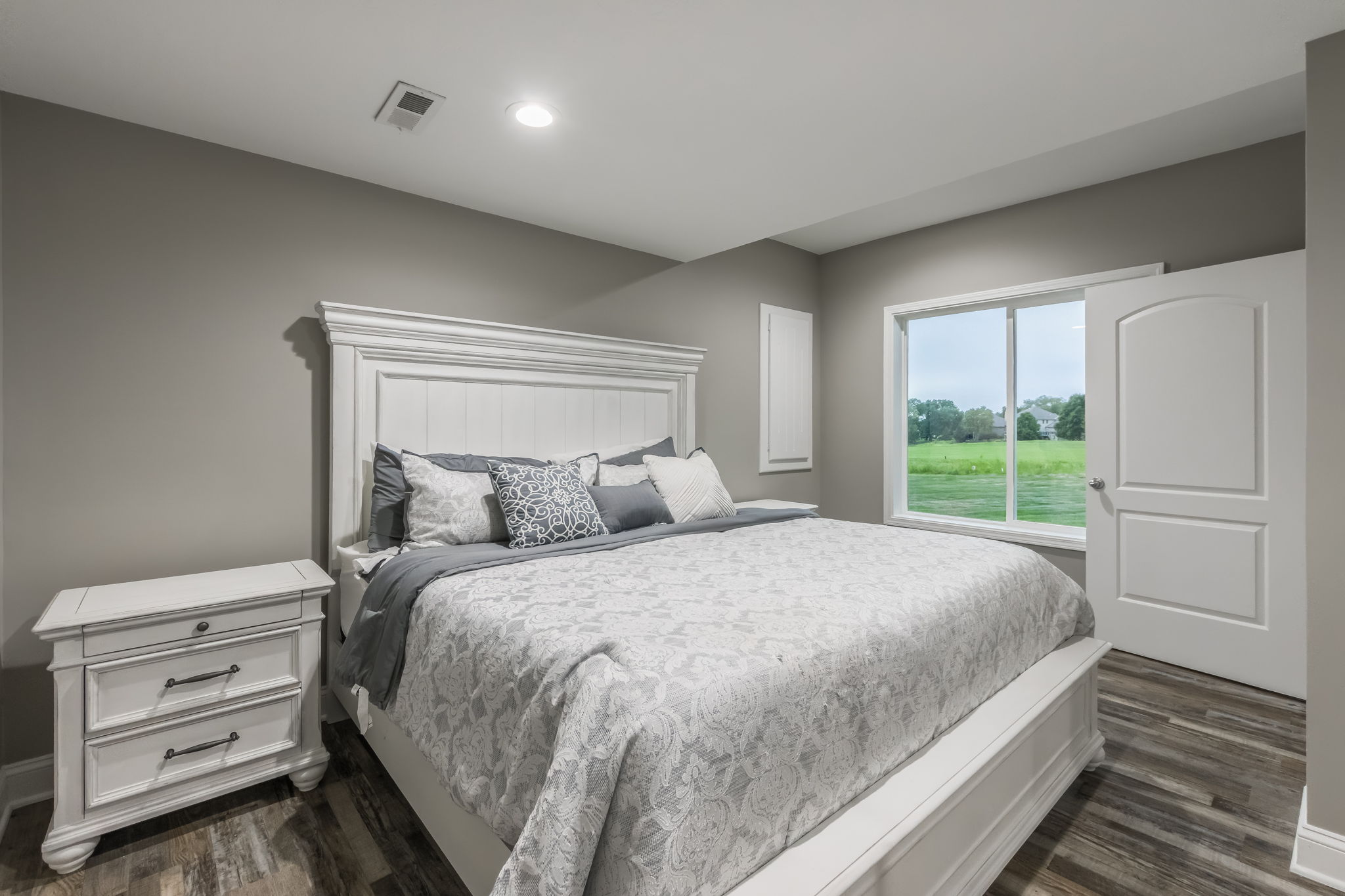 10134 N Montgall Ave-73