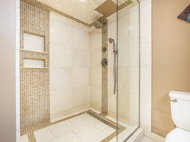  Photo 47
