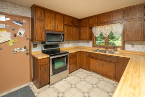 14-Kitchen