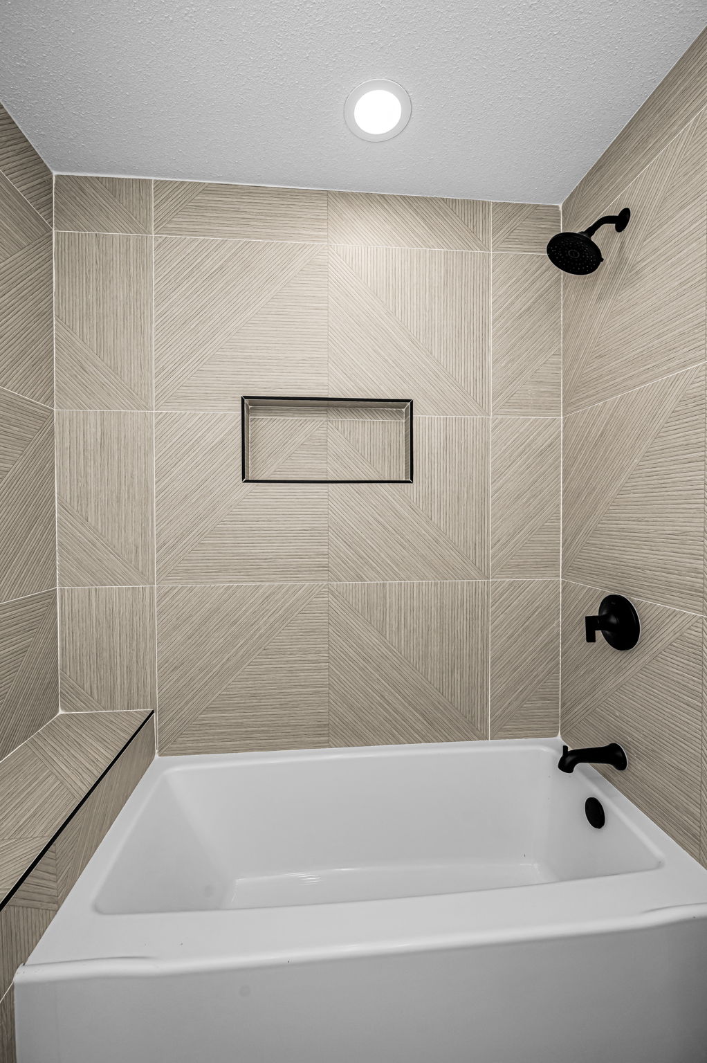 Guest Bathroom2b