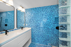 Primary Bathroom1a