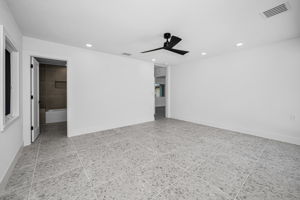 Guest Bedroom2c