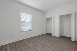 Guest Bedroom 1-1