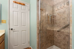  Photo 23