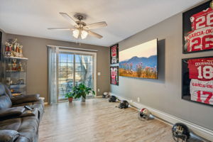25_Interior