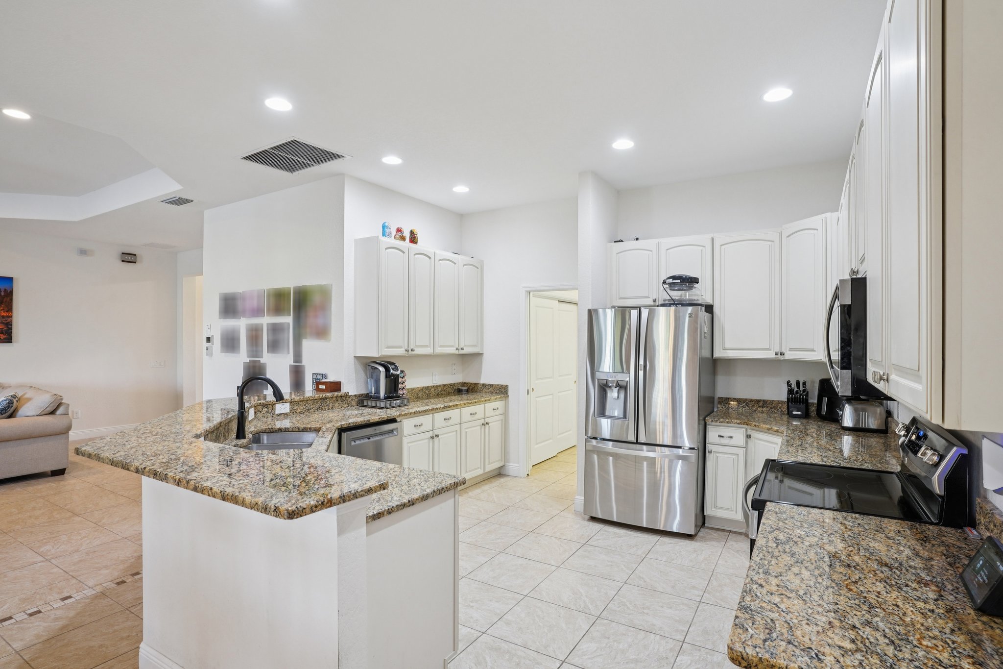 Lake Miona Way-S1203-014.jpg