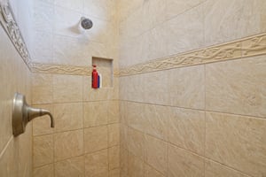 Lake Miona Way-S1203-027.jpg