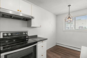 10149 83 Ave-QuikSell-8