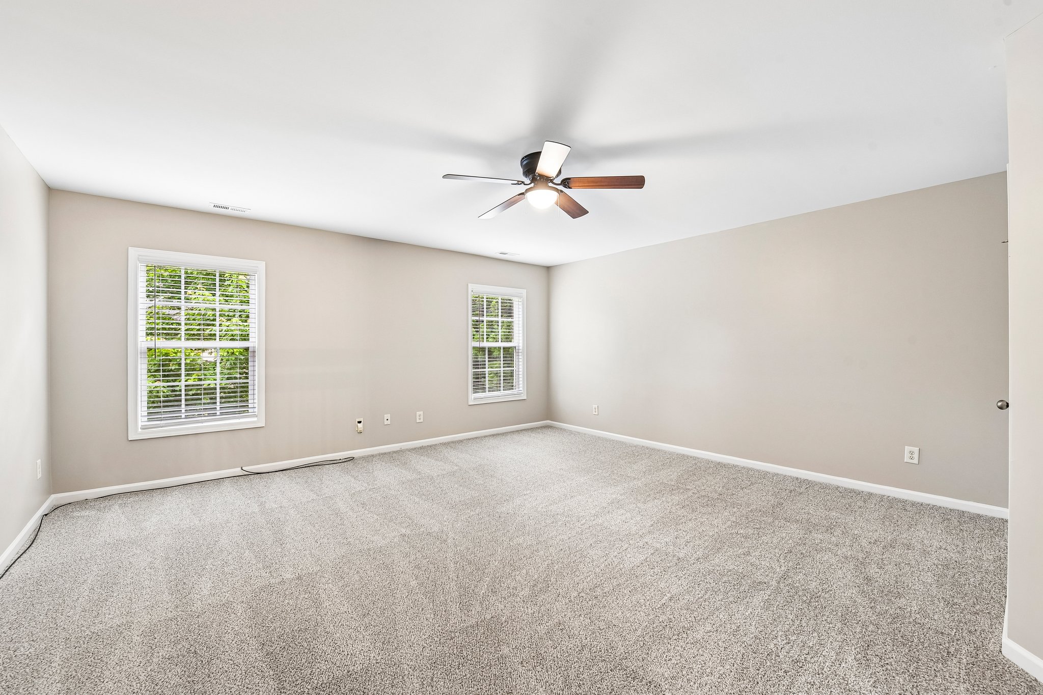 Barrands Ln-S1205-029.jpg