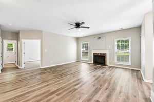 Barrands Ln-S1205-009.jpg