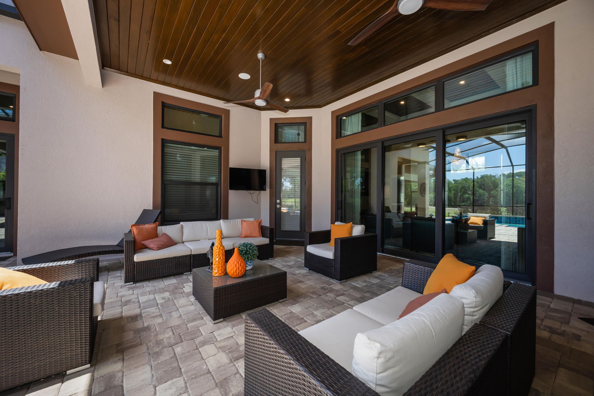 Lanai 2