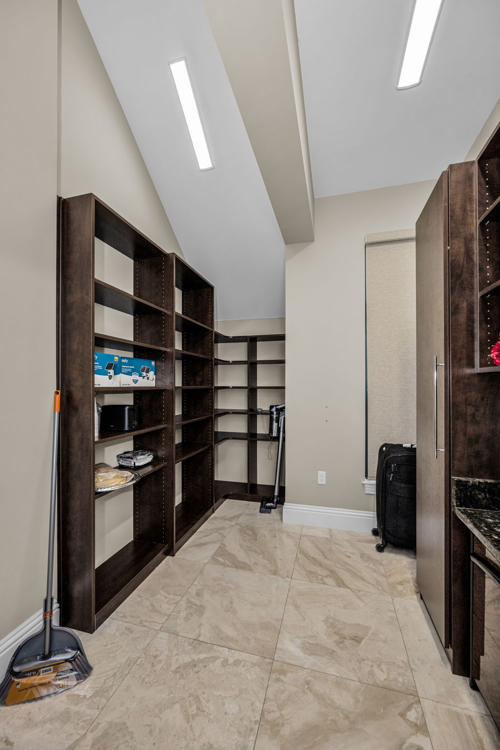 Pantry 1