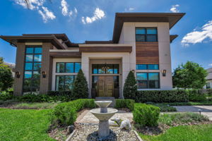 Front Exterior 4