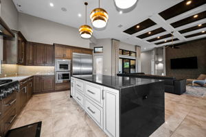 Kitchen 8